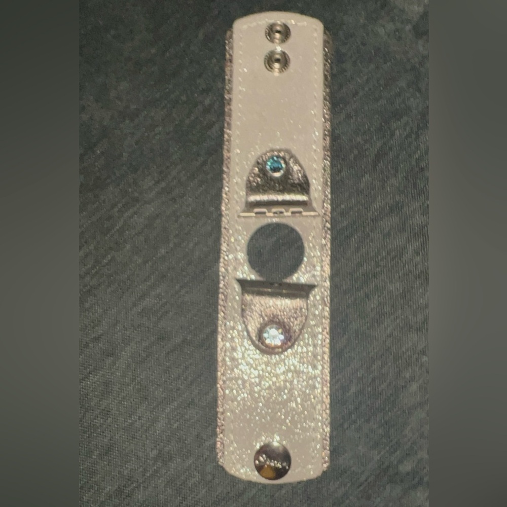 White pearl akoya and gunmetal cuff leather , Apple Watch band